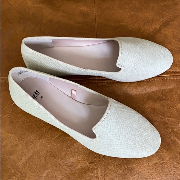 H&M Beige Ballet Flat Loafers - Picture 2 of 5